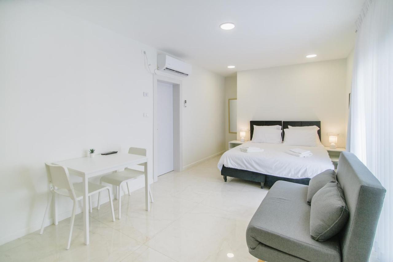 Olala Desert Shades Apartments Неве Зохар Екстериор снимка