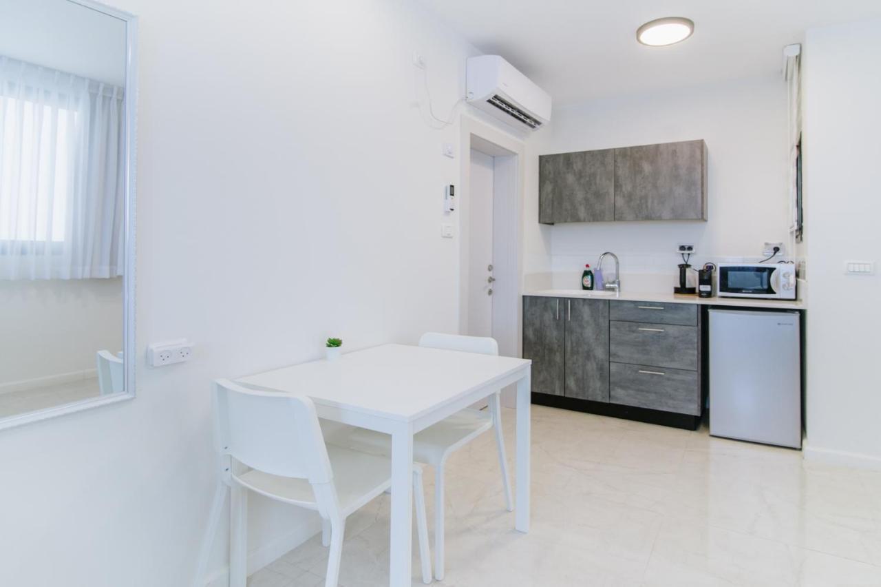 Olala Desert Shades Apartments Неве Зохар Екстериор снимка